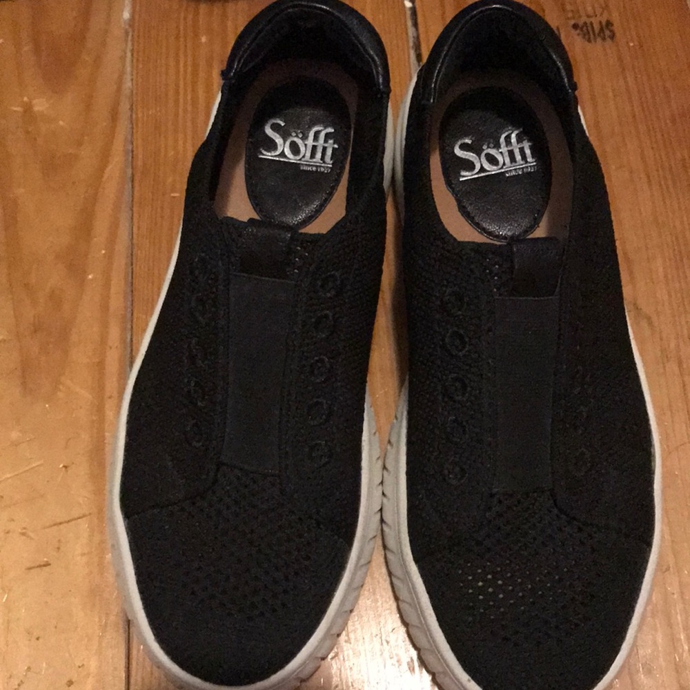 Sofft women’s mesh slip-ons.